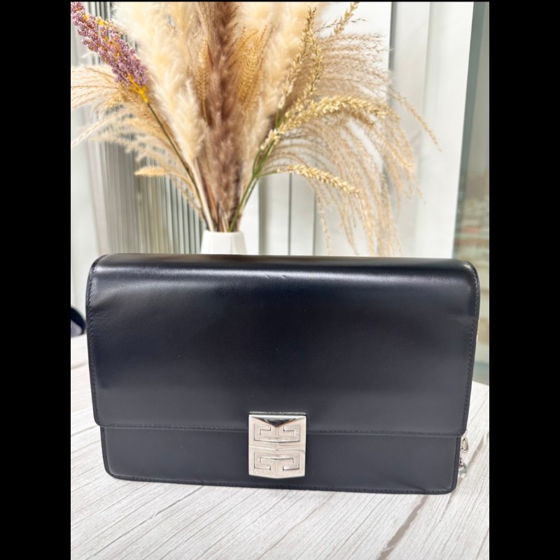 Givenchy Small 4G Chain Bag-8