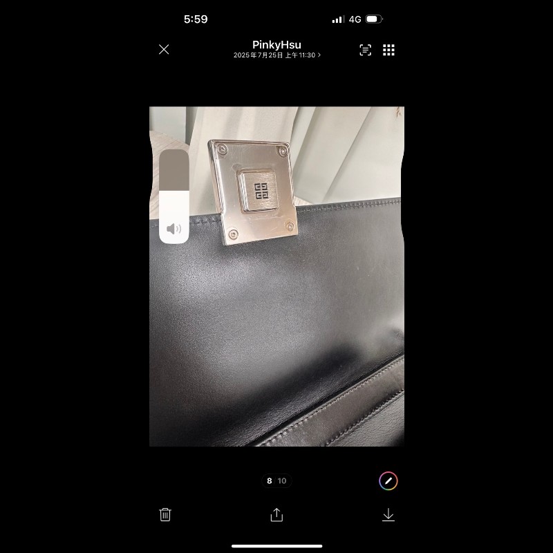 Givenchy Small 4G Chain Bag-18