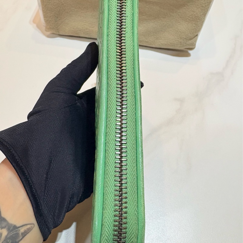 Bottega Veneta 淺綠長夾 二手狀況好(有防塵袋沒盒子)-3