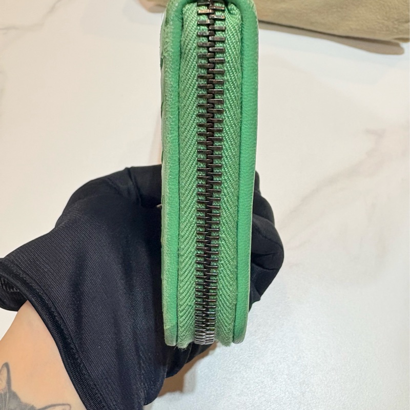 Bottega Veneta 淺綠長夾 二手狀況好(有防塵袋沒盒子)-6