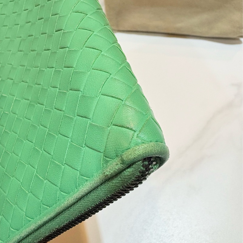 Bottega Veneta 淺綠長夾 二手狀況好(有防塵袋沒盒子)-18