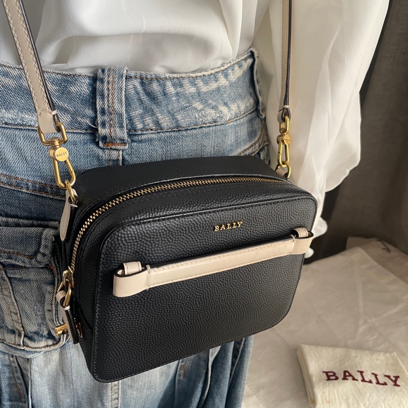 Bally 相機包/豆腐包/18cm小方胖/方胖子/箱包/手機包🍄正品🍄況優🍄肩背/側背/斜背🍄不廢小包手機可入-17