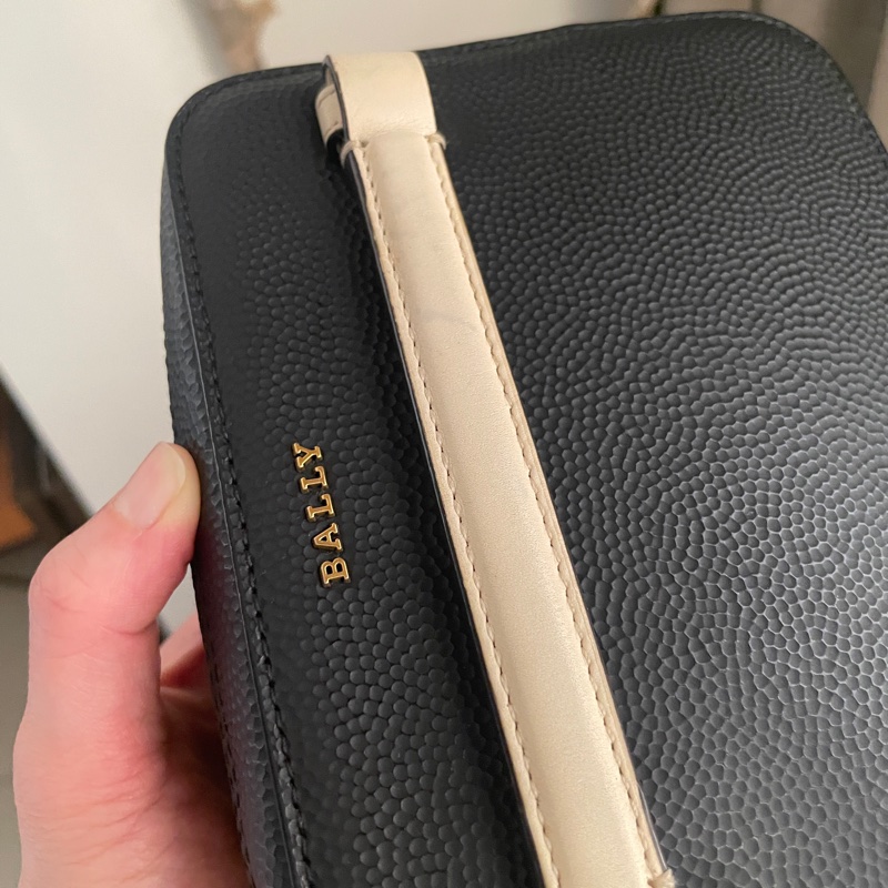 Bally 相機包/豆腐包/18cm小方胖/方胖子/箱包/手機包🍄正品🍄況優🍄肩背/側背/斜背🍄不廢小包手機可入-21