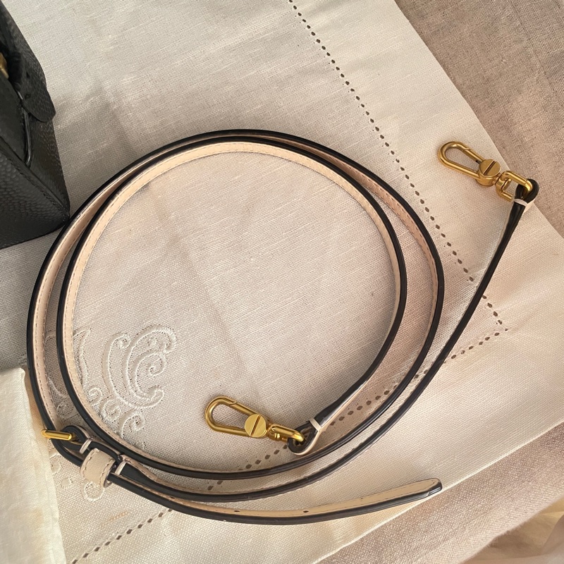 Bally 相機包/豆腐包/18cm小方胖/方胖子/箱包/手機包🍄正品🍄況優🍄肩背/側背/斜背🍄不廢小包手機可入-56