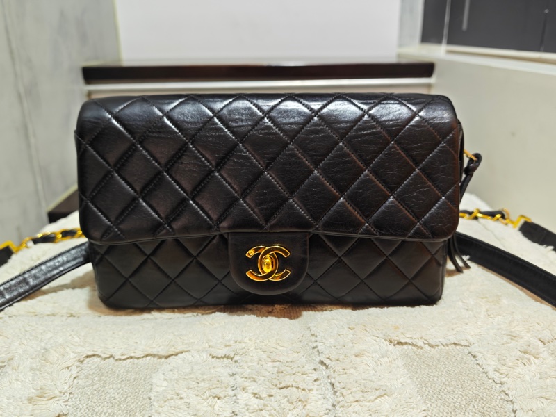 ChanelVintage cf雙肩後背包-4