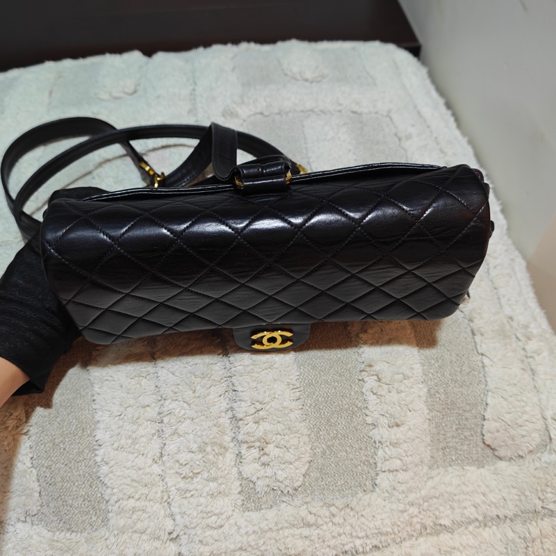 ChanelVintage cf雙肩後背包-19