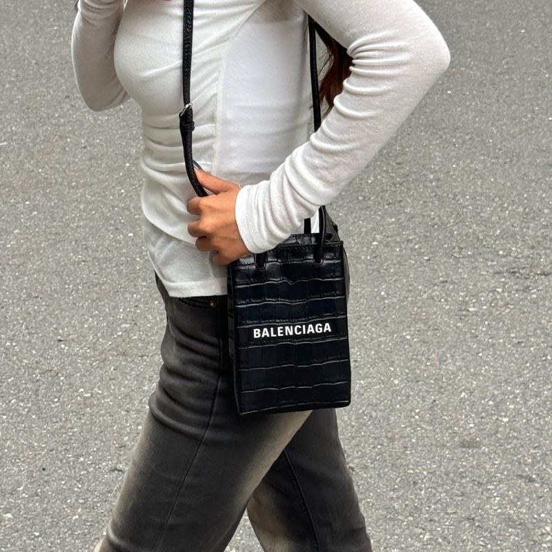 （全新閒置🎁） Balenciaga 巴黎世家 鱷魚紋 斜背包 （專櫃53,000）-1