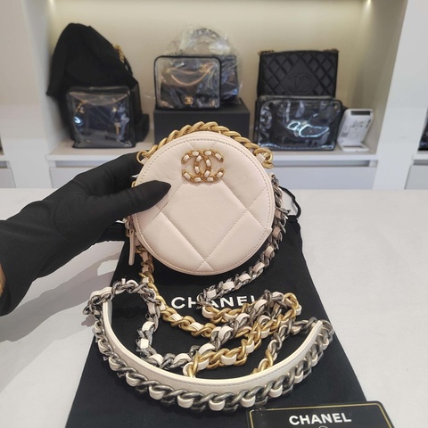 【95新 ✨ 全網最低價！】Chanel/香奈儿 圆饼包 （下單前先詢問庫存❗️❗️）