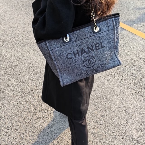 Chanel • Deauville經典灰藍色編織沙灘包 新年份