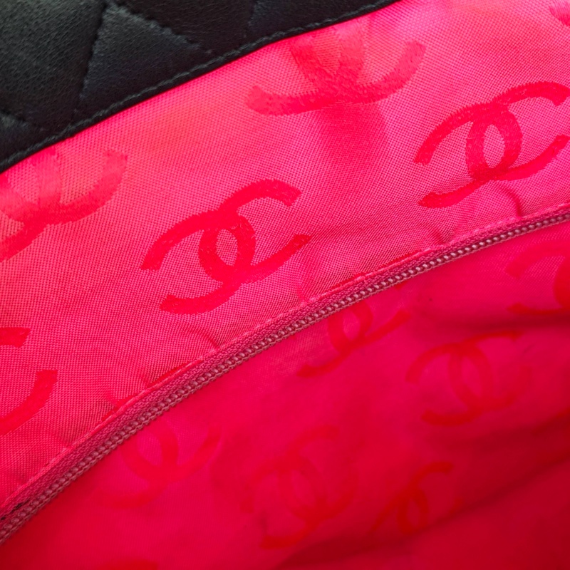 Chanel • 經典康鵬全黑牛皮大號托特包 So Black-16