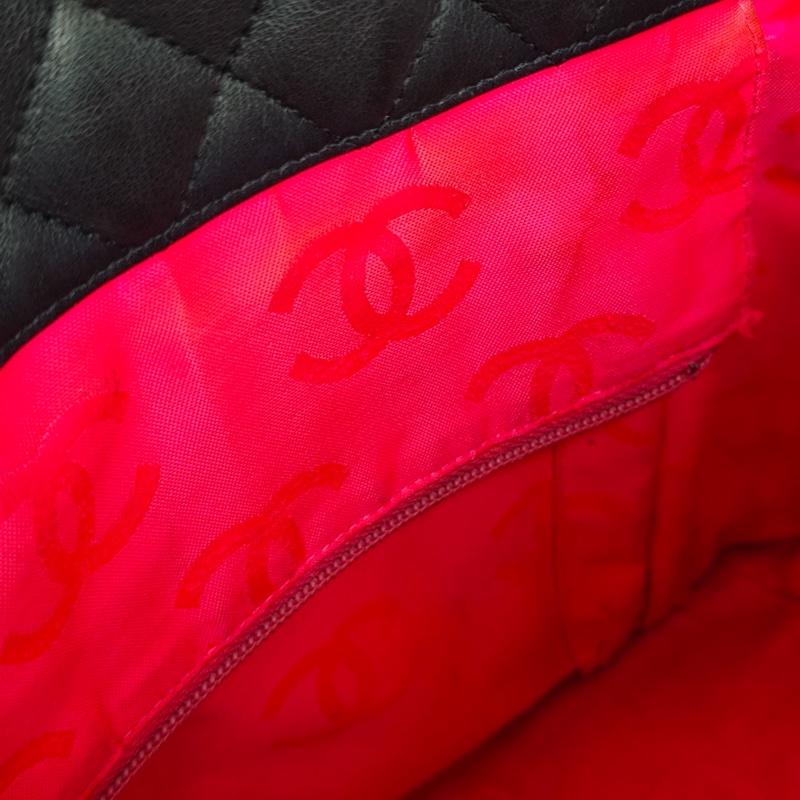 Chanel • 經典康鵬全黑牛皮大號托特包 So Black-17