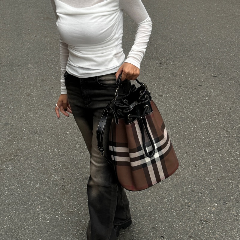 【超稀有💗】 Burberry 經典格紋 水桶包 (專櫃定價11.3萬)-3