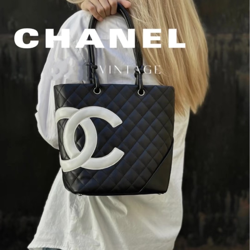Chanel • 經典康鵬黑白牛皮菜籃子 有卡-1