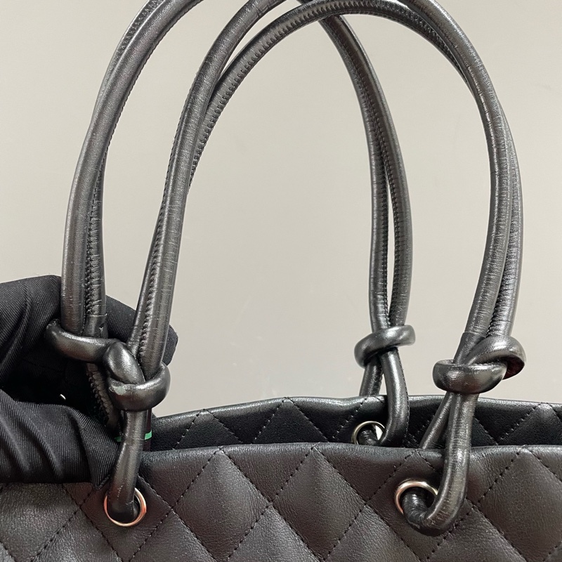 Chanel • 經典康鵬黑白牛皮菜籃子 有卡-11