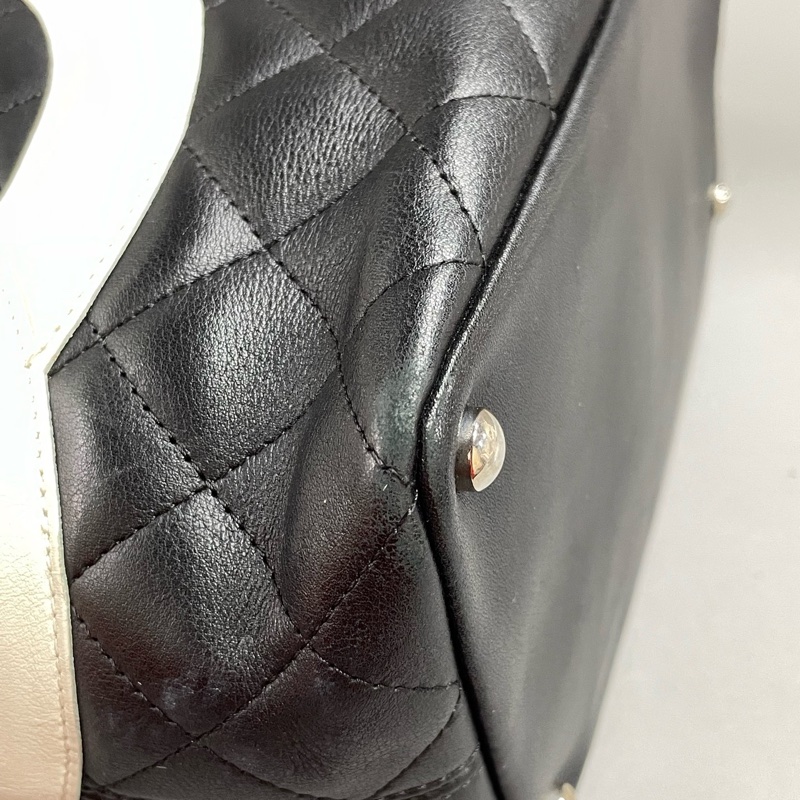 Chanel • 經典康鵬黑白牛皮菜籃子 有卡-13