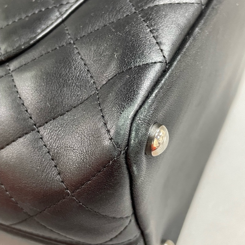 Chanel • 經典康鵬黑白牛皮菜籃子 有卡-15