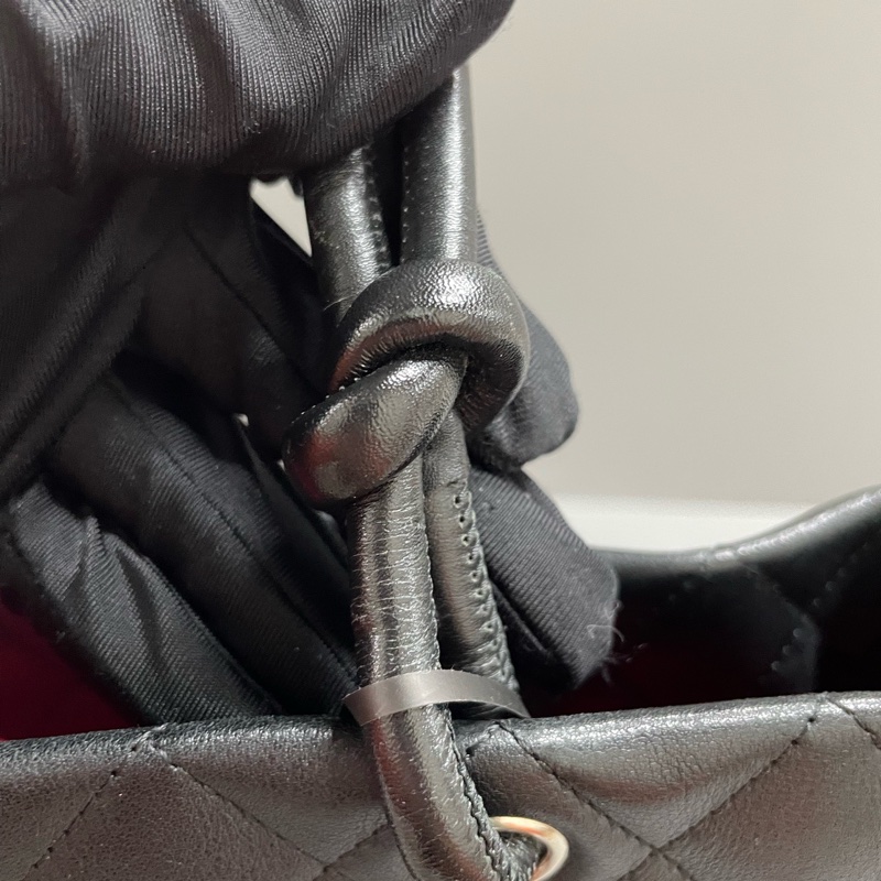 Chanel • 經典康鵬黑白牛皮菜籃子 有卡-25