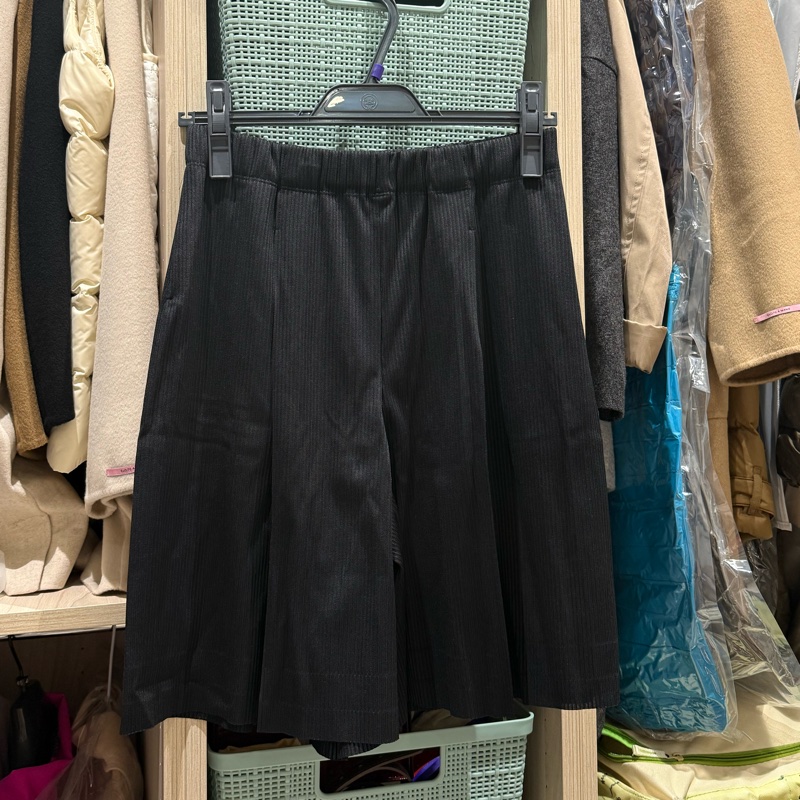 PLEATS PLEASE 休閒短褲(黑)-5