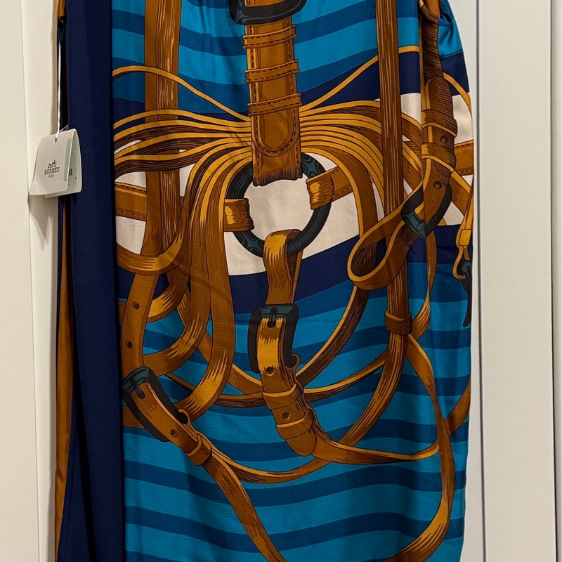 愛馬仕HERMÈS 經典絲巾洋裝-12