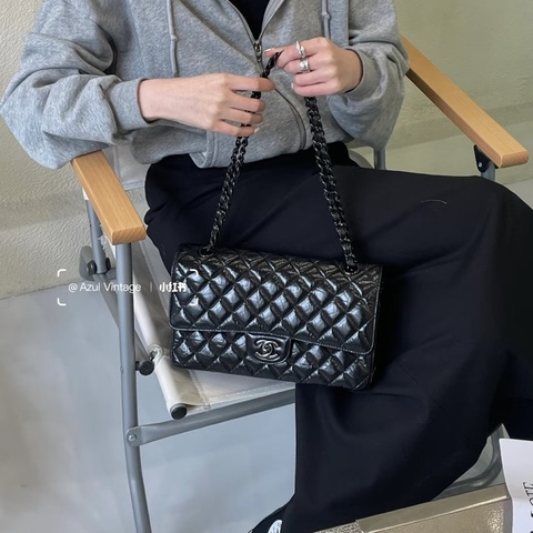Chanel • 稀有全黑So Black 油臘牛皮Cf 25
