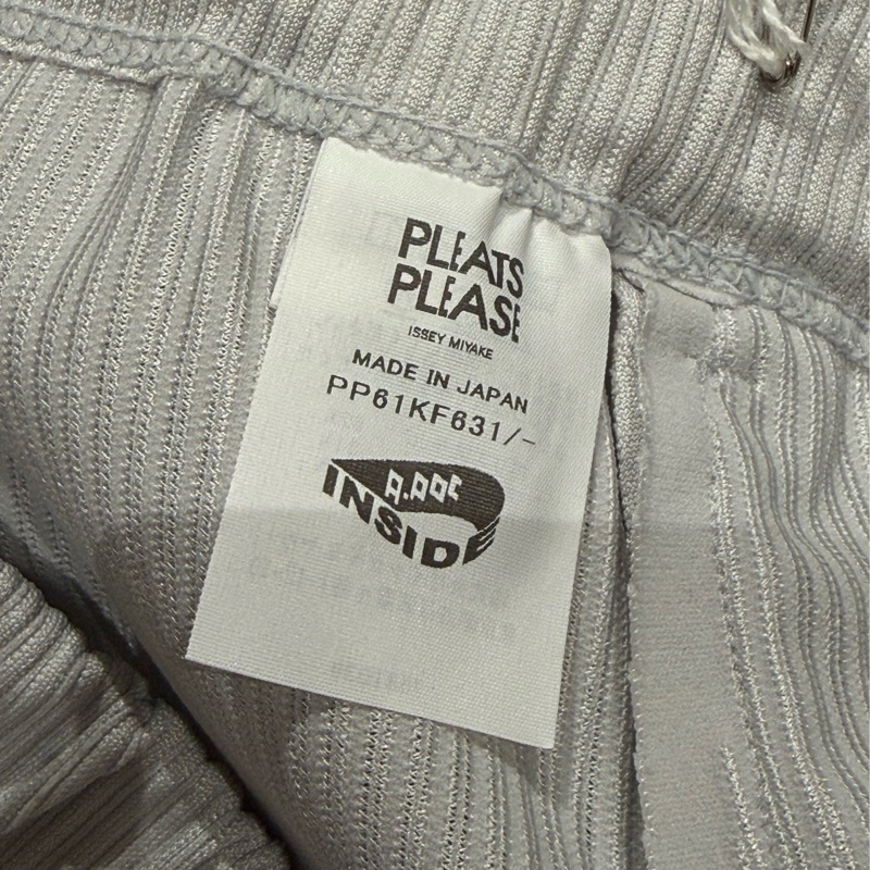 PLEATS PLEASE 休閒短褲(灰)-7
