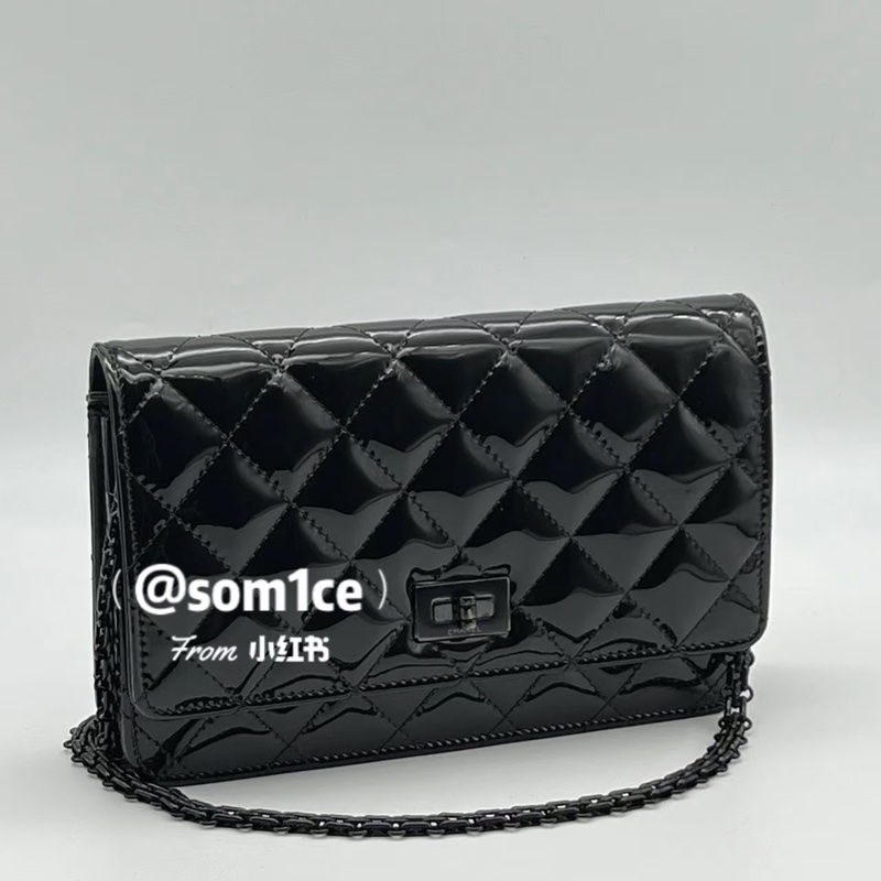 Chanel • 22a手工坊全黑2.55 So Black漆皮Woc鏈條包 近新有卡-0