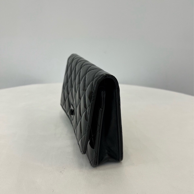 Chanel • 22a手工坊全黑2.55 So Black漆皮Woc鏈條包 近新有卡-6