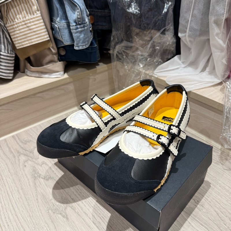 Onitsuka Tiger 鬼塚虎 黑底白虎爪紋休閒鞋-0