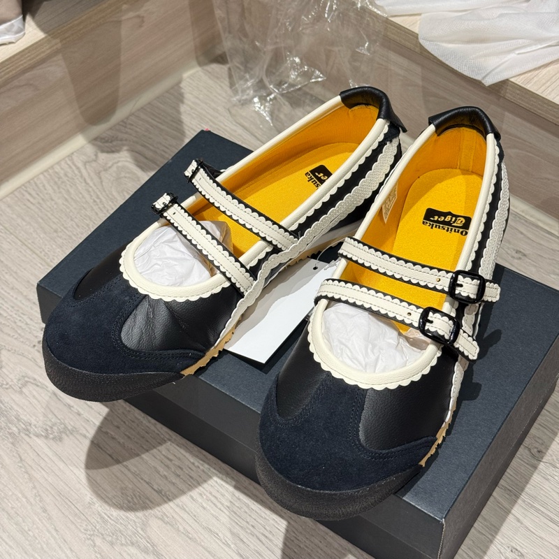Onitsuka Tiger 鬼塚虎 黑底白虎爪紋休閒鞋-1