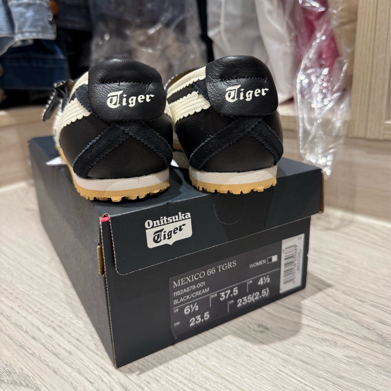 Onitsuka Tiger 鬼塚虎 黑底白虎爪紋休閒鞋-10