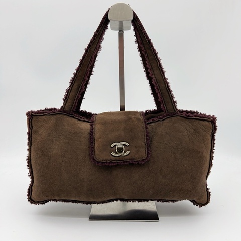 「JL精品代購」9新 香奈兒咖啡麂皮拼紫紅羊羔毛手提腋下小托特包