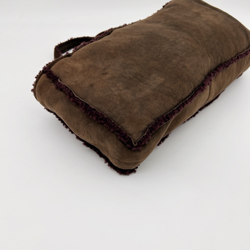 「JL精品代購」9新 香奈兒咖啡麂皮拼紫紅羊羔毛手提腋下小托特包-9