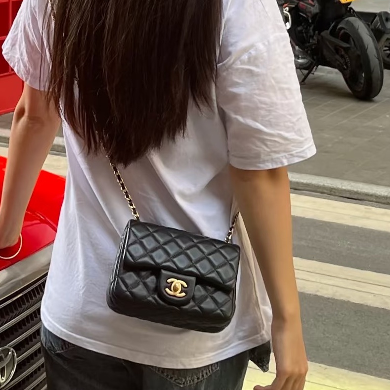 絕美神包😍超低價❤️🔥Chanel香奈兒黑金金球調解扣方胖子cf單肩斜挎包-2