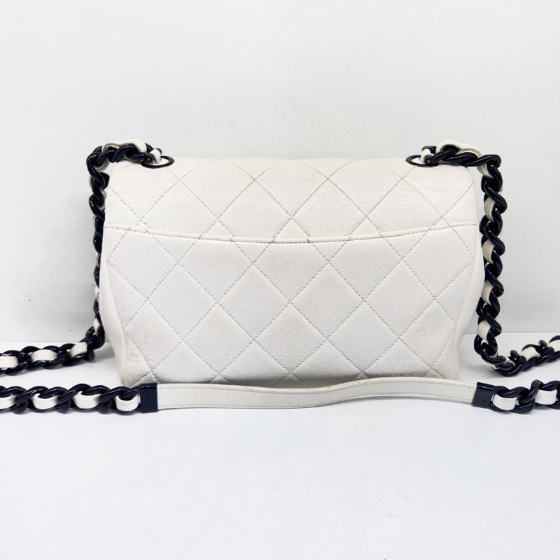 Chanel • 21c 黑白熊貓荔枝牛皮鏈條包 So Black-5