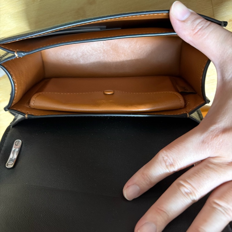 Coach Bandit18 黑色(銀釦)斜背包-8