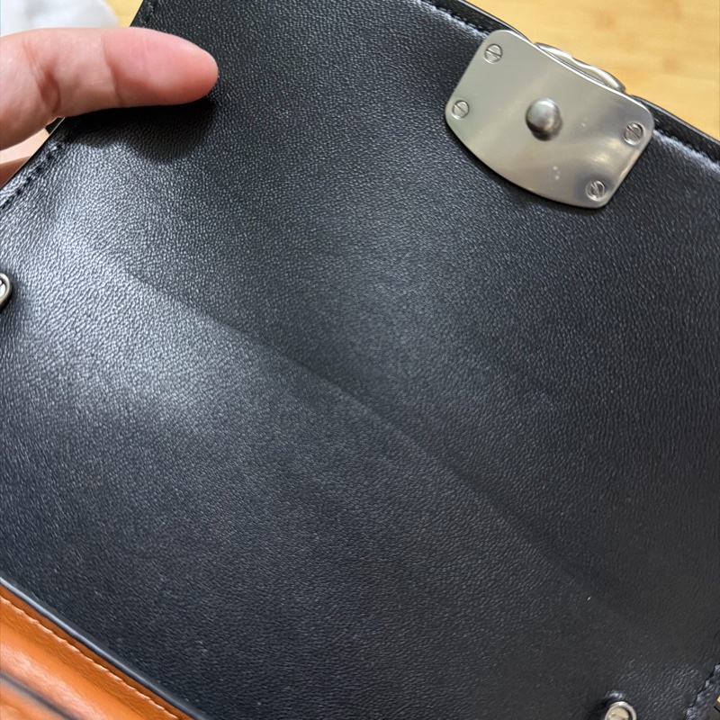 Coach Bandit18 黑色(銀釦)斜背包-13