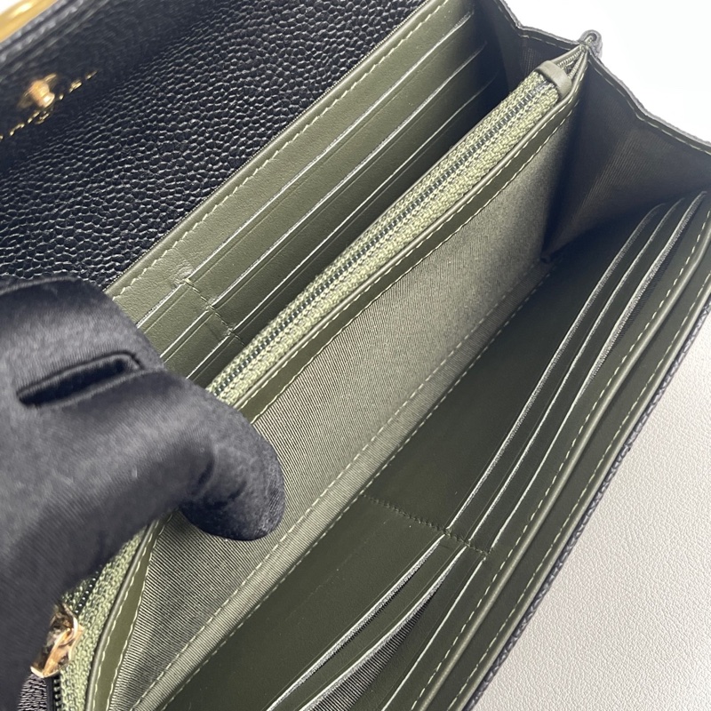 Chanel • 經典Le Boy 霧金釦荔枝牛皮翻蓋長夾-7