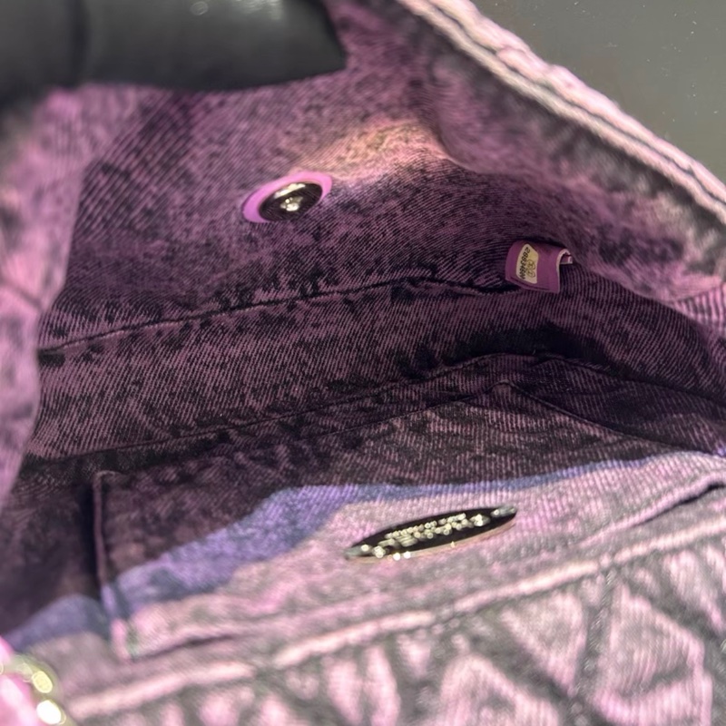 chanel 限定水洗紫色單寧方胖子，夏天背非常好看，比常規方胖子大一點-0