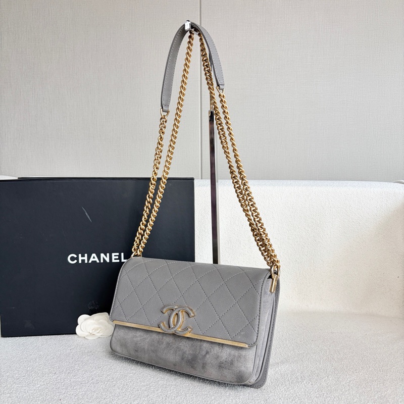 Chanel • 霧霾灰麂皮拼荔枝牛皮金釦鏈條包-6