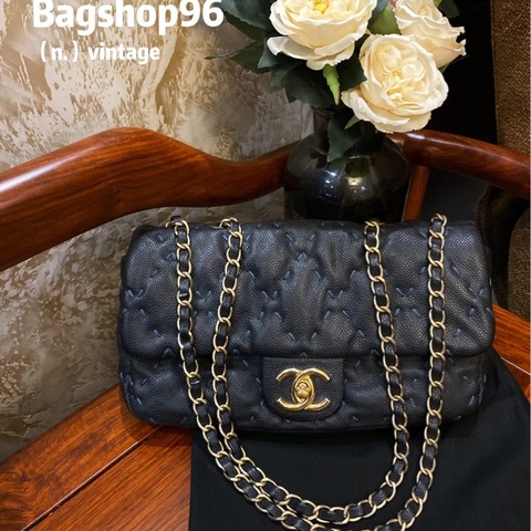 Chanel • 藍黑色外縫線荔枝牛皮Cf 25