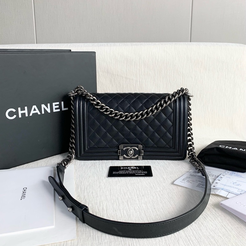 Chanel • 經典黑銀琺瑯釦牛皮Le Boy 25中號 大全配有購證-2