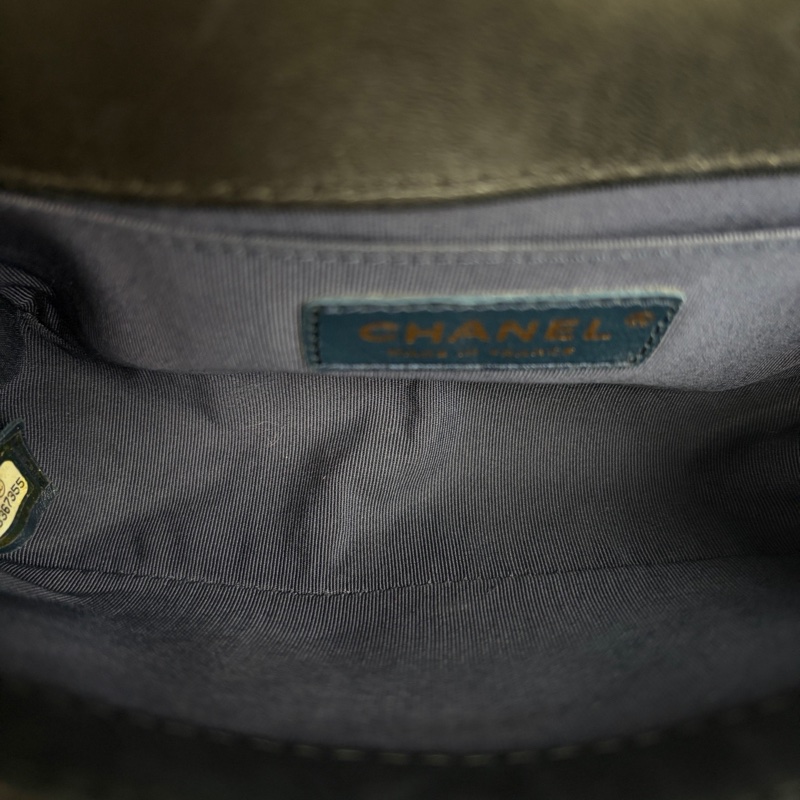 Chanel • 經典藍黑拼色羊皮金釦Le Boy 20 小號 全配有盒-6