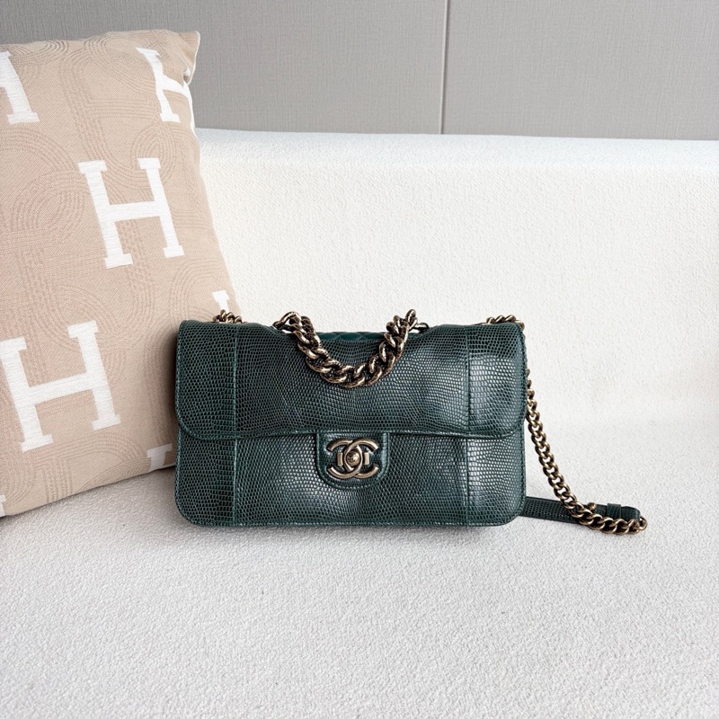 Chanel • 絕版孟買祖母綠蜥蜴皮金釦鏈條包 有卡-1