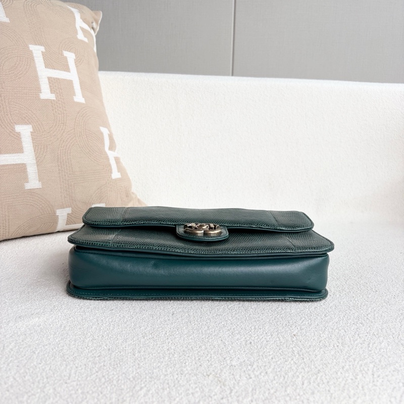 Chanel • 絕版孟買祖母綠蜥蜴皮金釦鏈條包 有卡-4