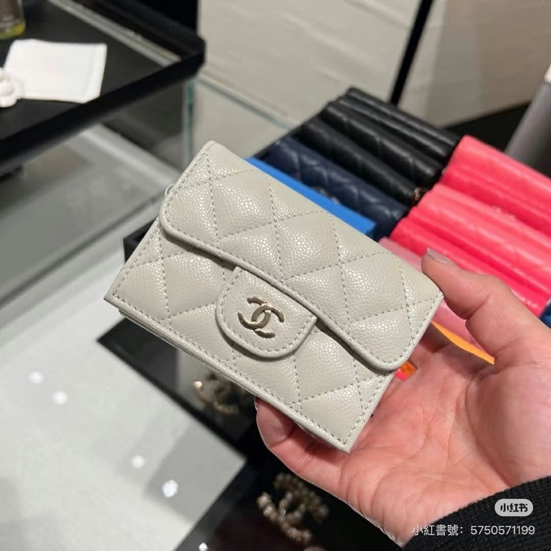 Chanel • 經典灰色荔枝牛皮金釦迷你三折短夾 有卡-0