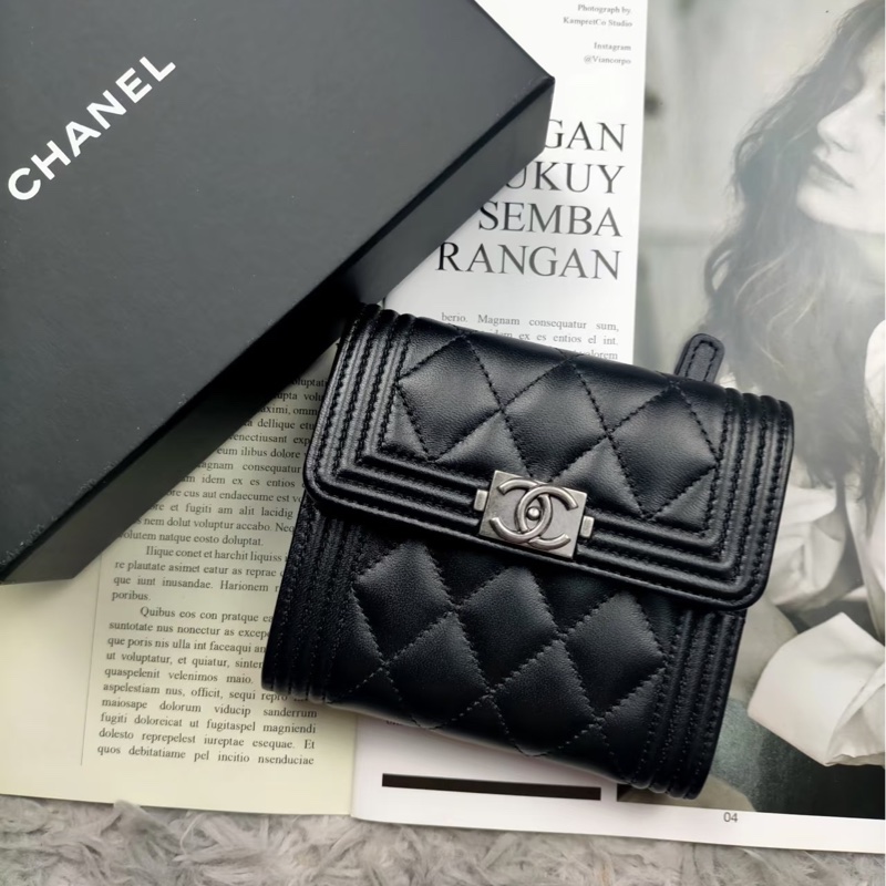 Chanel • 經典Le Boy黑銀羊皮三折短夾-3
