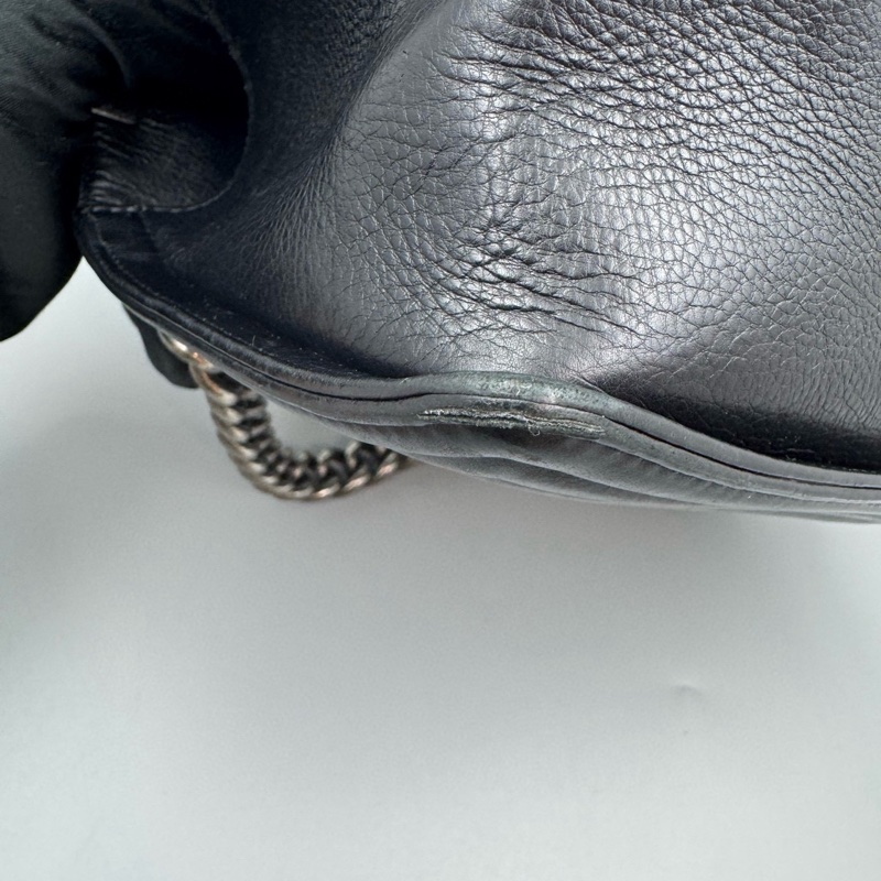 Chanel • 經典黑銀外縫線牛皮Le Boy 25 中號-12