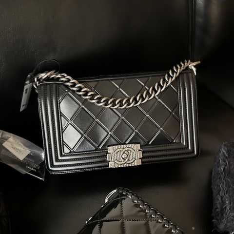 Chanel • 稀有薩爾斯堡菠蘿釦牛皮銀釦Le Boy 25 中號口蓋包