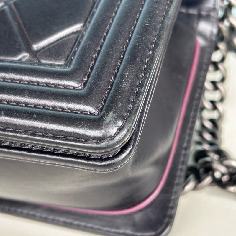 Chanel • 稀有薩爾斯堡菠蘿釦牛皮銀釦Le Boy 25 中號-16