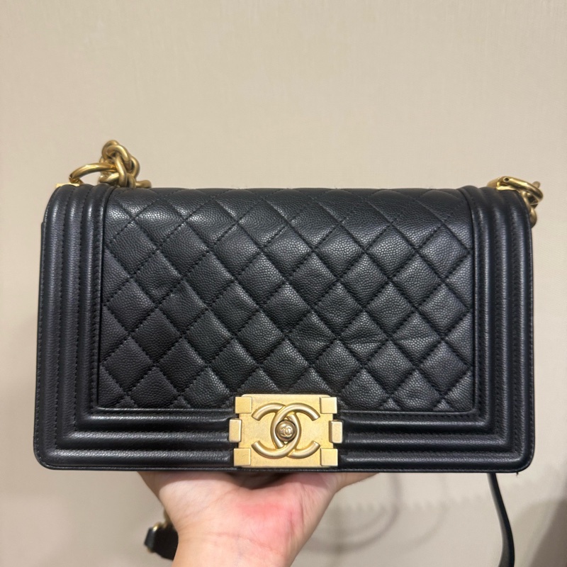 Chanel • 經典荔枝牛皮金釦Le Boy 25 中號-2